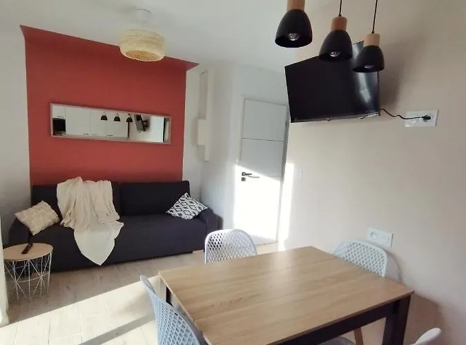 Maisonnette Entre Et Morgon